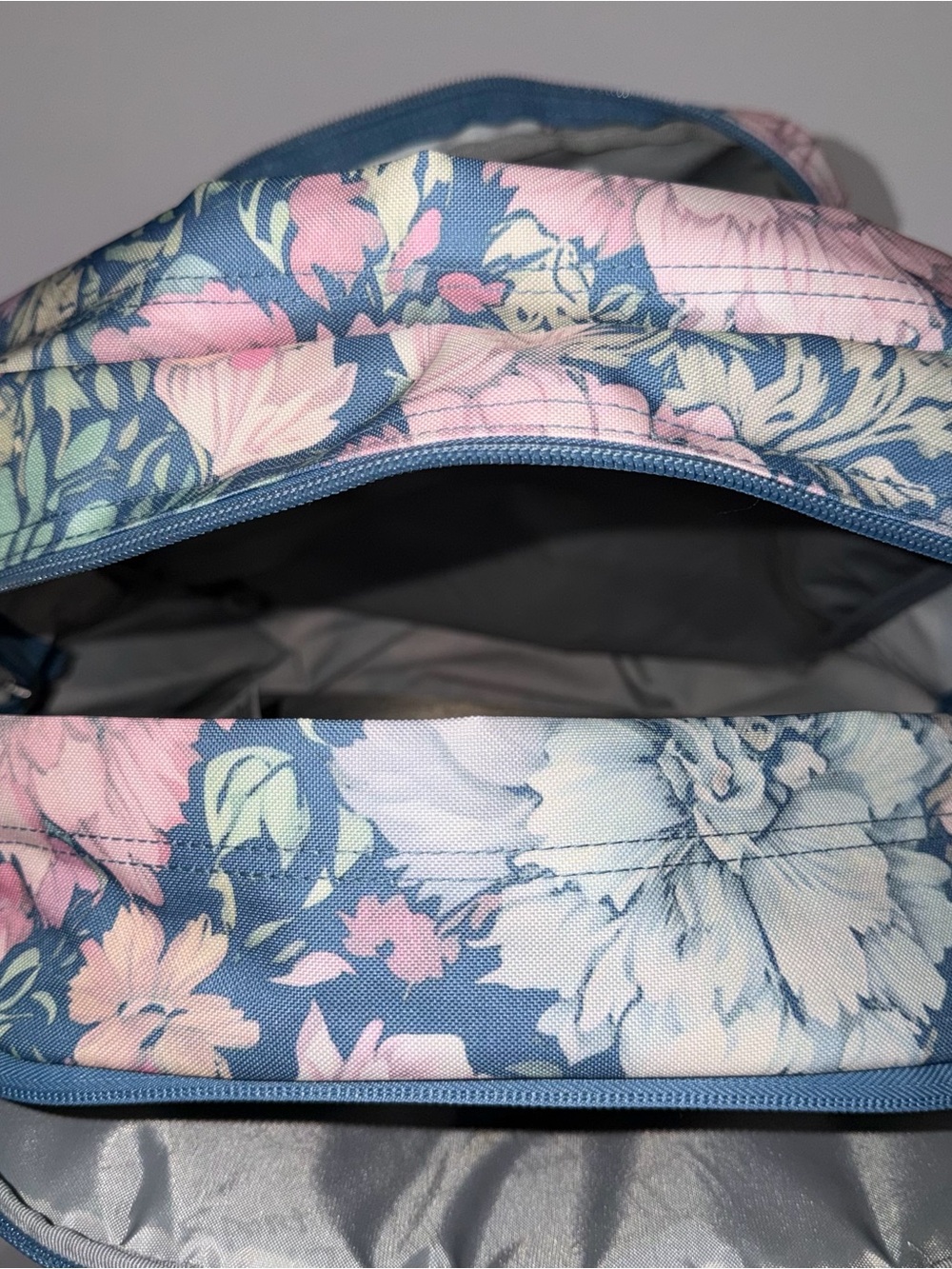 JanSport Big Student Faded Tapestry Elemental Blue Floral Laptop Backpack-New - Picture 7 of 15